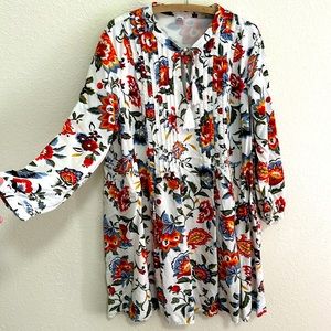 Old Navy Floral Tunic. XL
